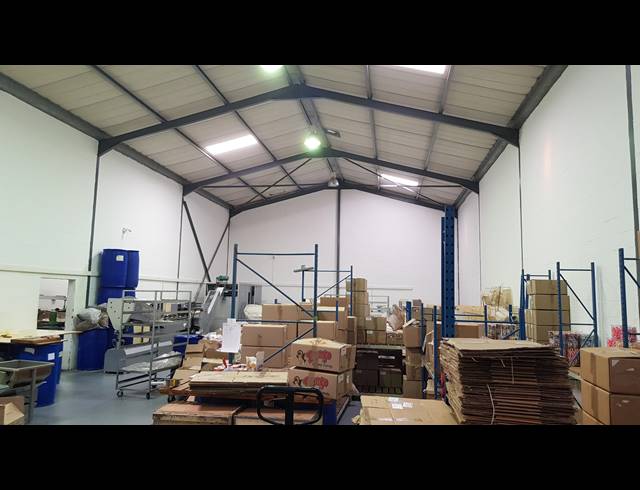 277M² FACTORY TO LET IN SAXENBURG PARK 1
